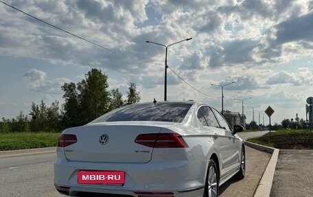 Volkswagen Passat B8 рестайлинг, 2017 год, 2 600 000 рублей, 3 фотография