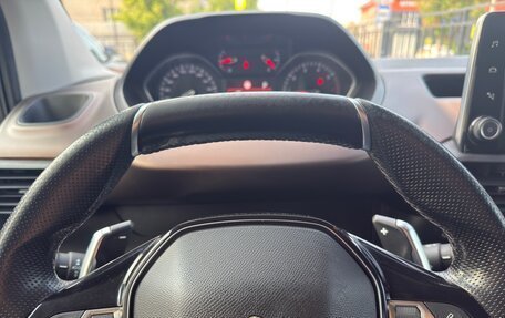 Peugeot Rifter I, 2019 год, 1 900 000 рублей, 13 фотография