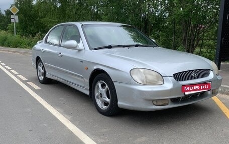Hyundai Sonata IV рестайлинг, 1999 год, 210 000 рублей, 2 фотография