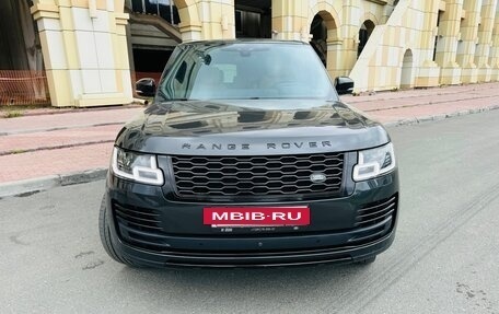 Land Rover Range Rover IV рестайлинг, 2019 год, 10 500 000 рублей, 7 фотография