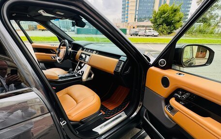 Land Rover Range Rover IV рестайлинг, 2019 год, 10 500 000 рублей, 18 фотография