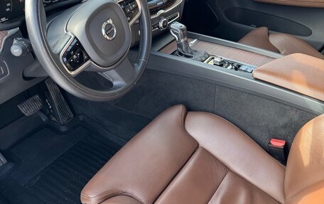 Volvo XC60 II, 2019 год, 3 950 000 рублей, 4 фотография