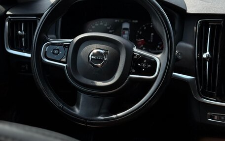 Volvo V90 Cross Country I рестайлинг, 2018 год, 3 100 000 рублей, 13 фотография