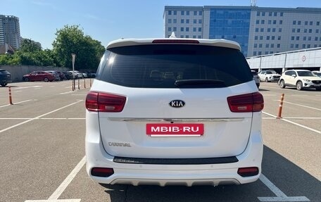 KIA Carnival III, 2019 год, 3 000 000 рублей, 4 фотография
