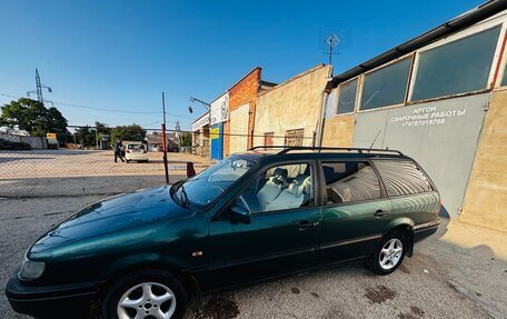 Volkswagen Passat B4, 1995 год, 240 000 рублей, 2 фотография
