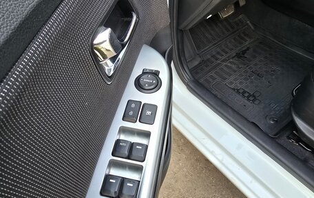 KIA Rio III рестайлинг, 2014 год, 1 075 000 рублей, 9 фотография