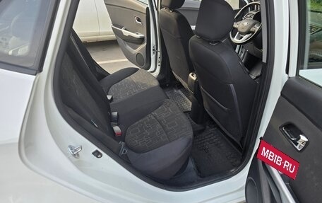 KIA Rio III рестайлинг, 2014 год, 1 075 000 рублей, 28 фотография