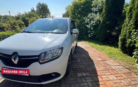Renault Sandero II рестайлинг, 2016 год, 870 000 рублей, 2 фотография