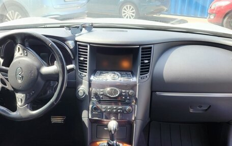 Infiniti FX II, 2010 год, 1 930 000 рублей, 14 фотография