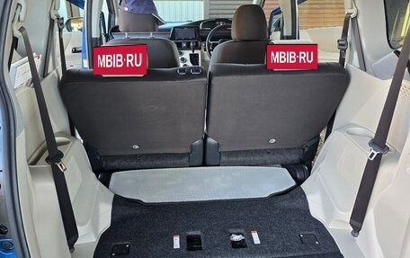 Toyota Sienta II, 2017 год, 1 350 000 рублей, 14 фотография