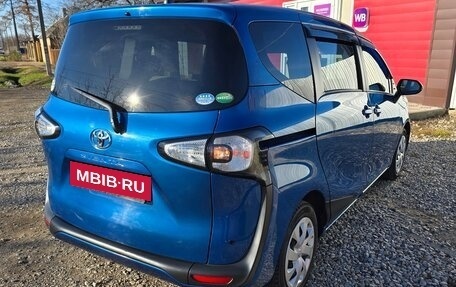 Toyota Sienta II, 2017 год, 1 350 000 рублей, 8 фотография