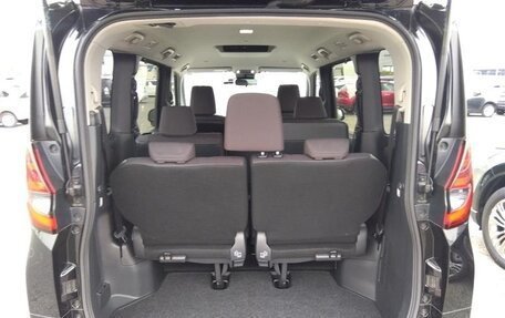 Toyota Noah, 2022 год, 3 015 000 рублей, 3 фотография