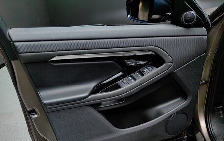 Land Rover Range Rover Evoque II, 2019 год, 3 227 000 рублей, 19 фотография