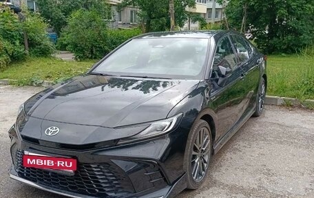 Toyota Camry, 2024 год, 3 900 000 рублей, 3 фотография