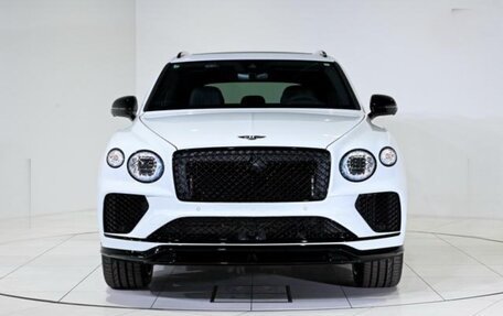 Bentley Bentayga I, 2024 год, 24 900 000 рублей, 2 фотография