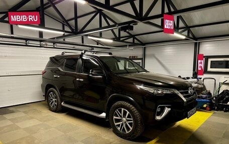 Toyota Fortuner II, 2018 год, 3 050 000 рублей, 2 фотография
