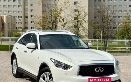 Infiniti FX II, 2010 год, 1 730 000 рублей, 2 фотография