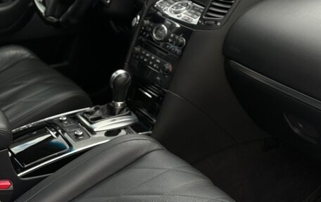 Infiniti FX II, 2010 год, 1 730 000 рублей, 11 фотография