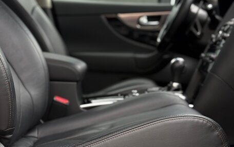 Infiniti FX II, 2010 год, 1 730 000 рублей, 12 фотография