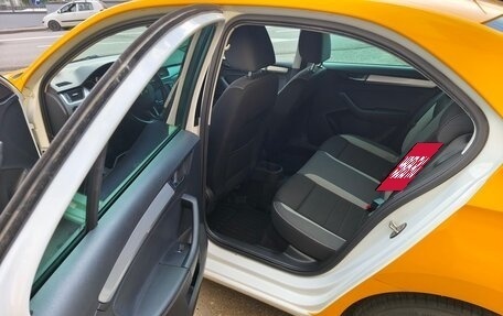 Skoda Rapid I, 2018 год, 1 050 000 рублей, 20 фотография