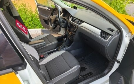 Skoda Rapid I, 2018 год, 1 050 000 рублей, 19 фотография