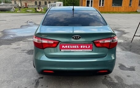 KIA Rio III рестайлинг, 2011 год, 780 000 рублей, 12 фотография