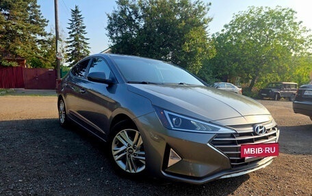 Hyundai Elantra VI рестайлинг, 2019 год, 1 620 000 рублей, 4 фотография