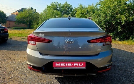 Hyundai Elantra VI рестайлинг, 2019 год, 1 620 000 рублей, 6 фотография