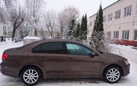 Volkswagen Jetta VI, 2012 год, 650 000 рублей, 3 фотография