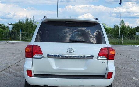 Toyota Land Cruiser 200, 2014 год, 4 950 000 рублей, 3 фотография