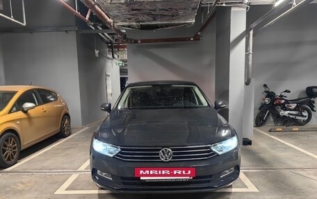 Volkswagen Passat B8 рестайлинг, 2017 год, 2 300 000 рублей, 4 фотография