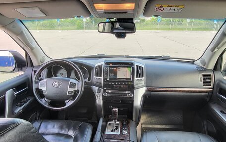 Toyota Land Cruiser 200, 2014 год, 4 950 000 рублей, 8 фотография
