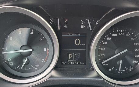 Toyota Land Cruiser 200, 2014 год, 4 950 000 рублей, 9 фотография