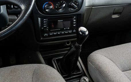 KIA Sportage IV рестайлинг, 2005 год, 299 000 рублей, 12 фотография
