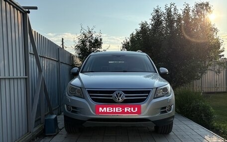 Volkswagen Tiguan I, 2010 год, 1 250 000 рублей, 2 фотография