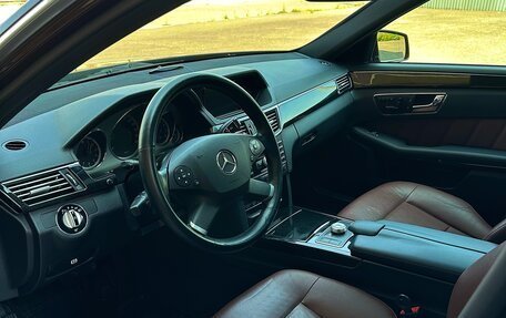 Mercedes-Benz E-Класс, 2009 год, 1 680 000 рублей, 10 фотография
