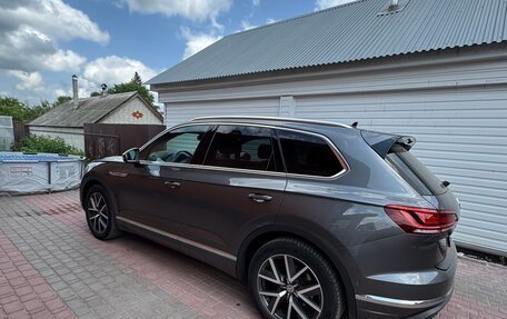 Volkswagen Touareg III, 2019 год, 5 830 000 рублей, 13 фотография
