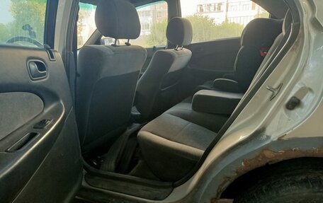 Mazda 323, 1998 год, 150 000 рублей, 8 фотография