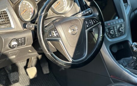 Opel Astra J, 2011 год, 890 000 рублей, 11 фотография