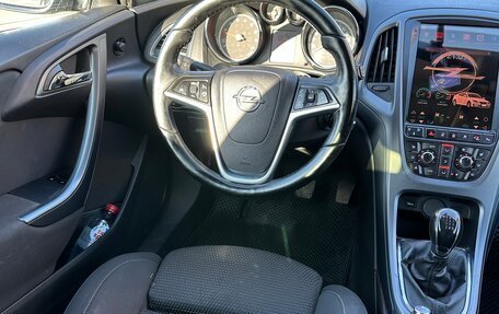 Opel Astra J, 2011 год, 890 000 рублей, 15 фотография