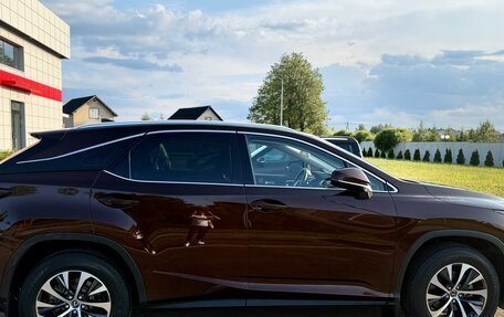 Lexus RX IV рестайлинг, 2020 год, 5 600 000 рублей, 4 фотография