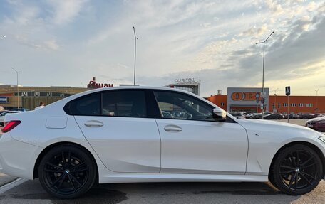 BMW 3 серия, 2019 год, 3 790 000 рублей, 3 фотография
