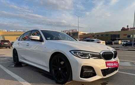 BMW 3 серия, 2019 год, 3 790 000 рублей, 2 фотография