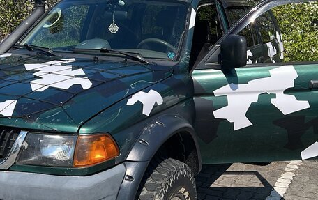 Mitsubishi Montero Sport, 1999 год, 750 000 рублей, 2 фотография