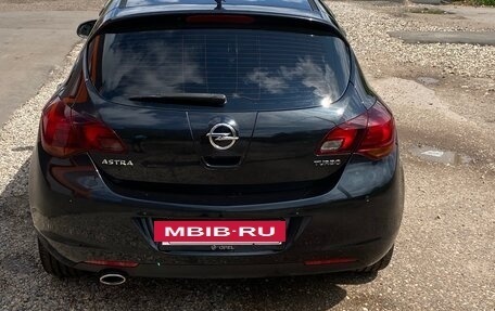 Opel Astra J, 2012 год, 830 000 рублей, 2 фотография