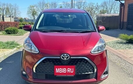 Toyota Sienta II, 2019 год, 1 500 000 рублей, 15 фотография