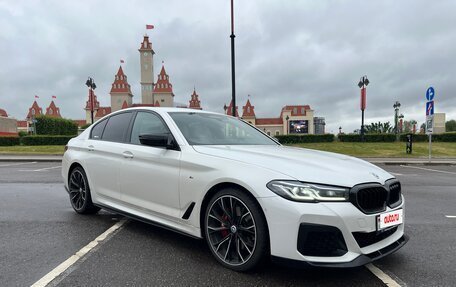 BMW 5 серия, 2021 год, 5 650 000 рублей, 8 фотография