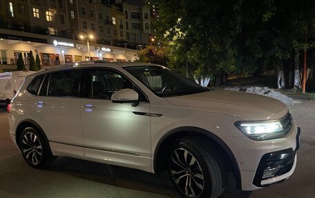 Volkswagen Tiguan II, 2021 год, 3 380 000 рублей, 5 фотография