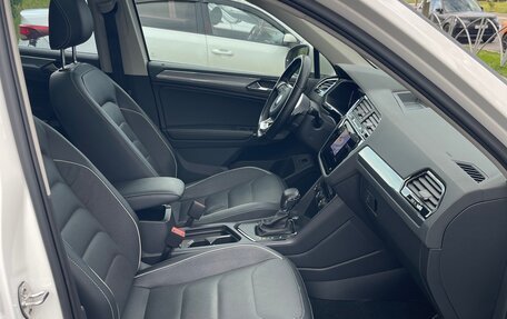 Volkswagen Tiguan II, 2021 год, 3 380 000 рублей, 20 фотография