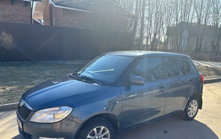 Skoda Fabia II, 2011 год, 490 000 рублей, 2 фотография